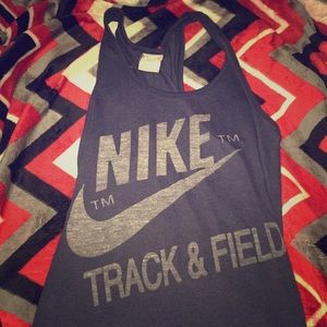 Women Nike Tank Top.